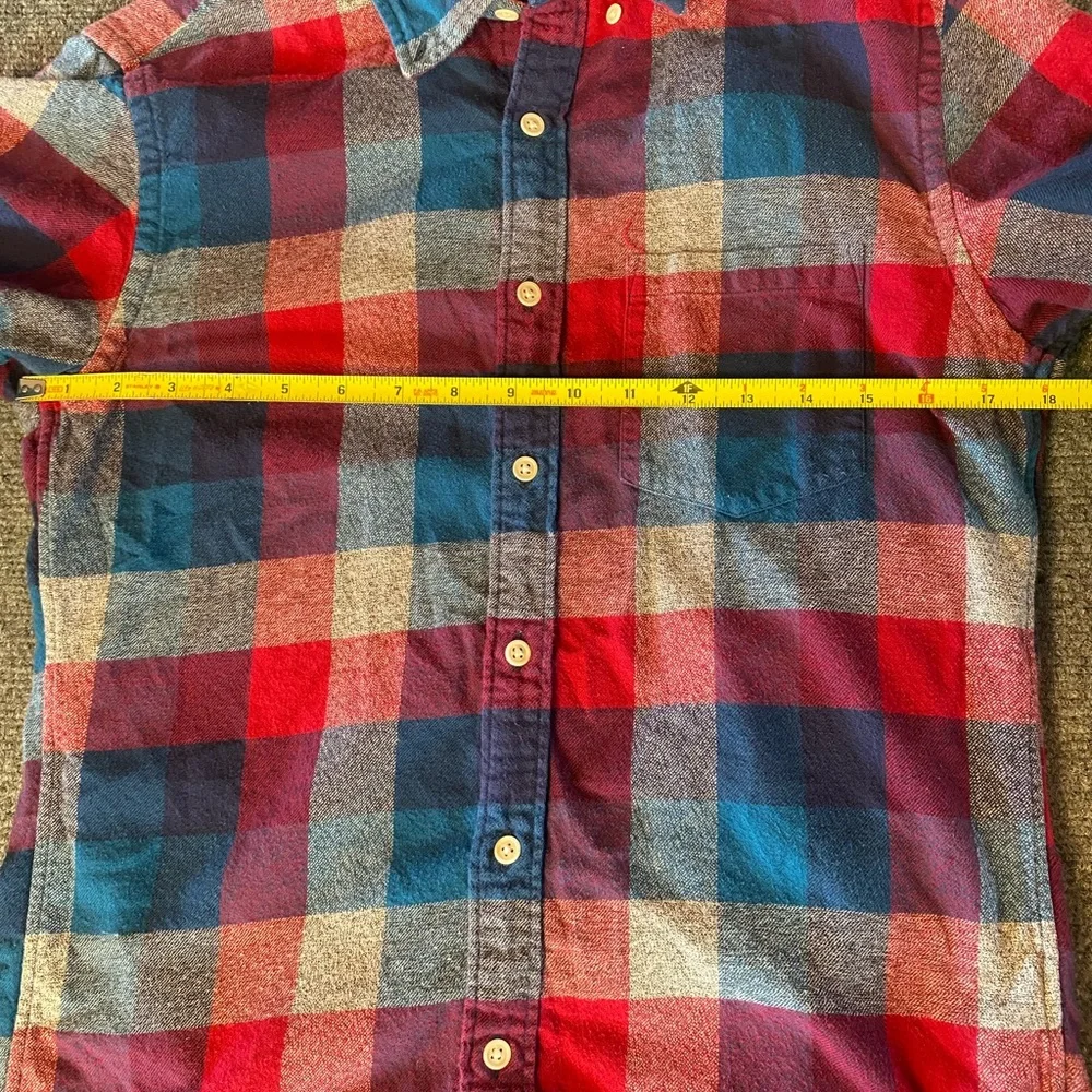 J. Crew Men's Red‎ and Blue Plaid Shirt Slim fit size small